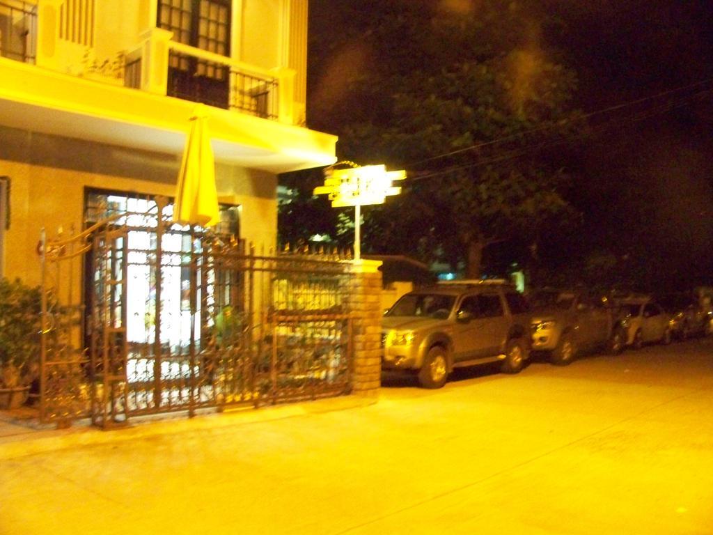 Little Home Hostel Vinh Hai Exterior foto